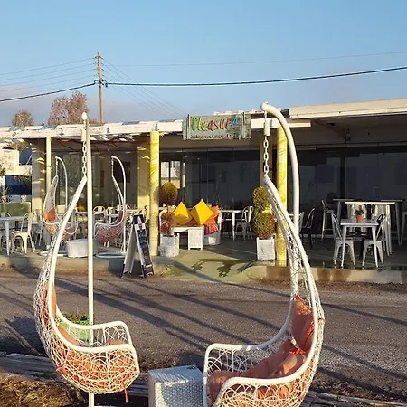 Hotel Pleasure Beachside Perissa (Santorini)